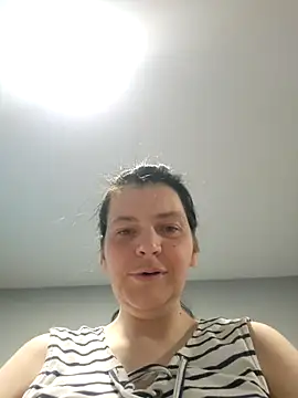 roksa2026 online show from April 12, 2026, 6:22 pm