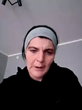 Snapshot of roksa2026 chatting on July 5, 2026, 2:02 pm roksa2026 online show from July 5, 2026, 2:02 pm