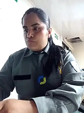 Isabel 3 online show from April 10, 2026, 12:28 am