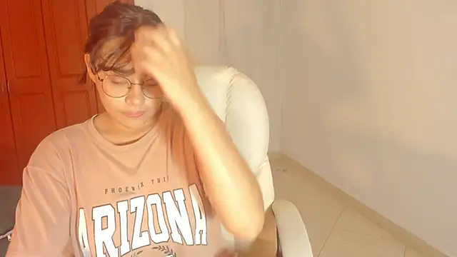 Snapshot of rosse_taylorx1 chatting on January 14, 2026, 11:47 am rosse taylorx1 online show from January 14, 2026, 11:47 am