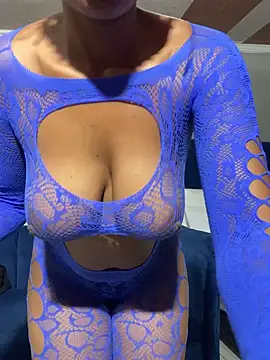 CreamyCupCake 96 online show from April 3, 2026, 7:20 pm