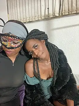 CreamyCupCake 96 online show from April 5, 2026, 8:37 pm