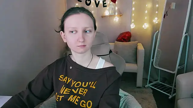 SunshineBlaze online show from February 15, 2026, 5:30 am