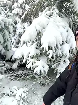 Marina und Jayden online show from February 18, 2026, 2:24 pm