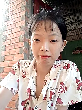 Chammy720 online show from April 17, 2026, 12:02 am