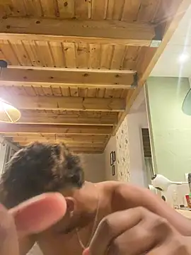 Axel black10 online show from April 17, 2026, 11:18 pm