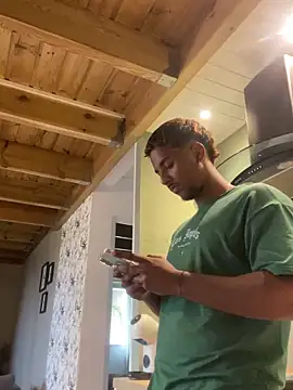 Snapshot of Axel_black10 chatting on February 28, 2026, 9:20 am Axel black10 online show from February 28, 2026, 9:20 am