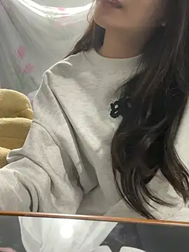 Snapshot of berry_alma06 chatting on January 9, 2026, 11:17 am berry alma06 online show from January 9, 2026, 11:17 am