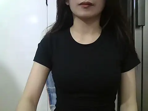 berry alma06 online show from April 10, 2026, 5:20 pm