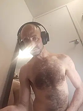 Mrskymask online show from April 27, 2026, 2:31 am