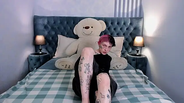 MikkiBev online show from January 9, 2026, 8:16 pm