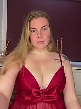 SexyBlondJoanna online show from February 8, 2026, 11:41 am