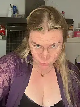 SexyBlondJoanna online show from February 18, 2026, 8:38 pm