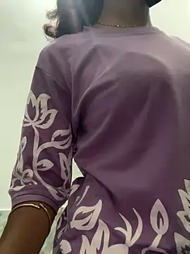 paribaby09 online show from April 4, 2026, 12:17 am