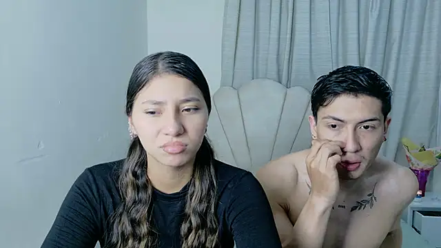 ScarlettAndLucas online show from May 28, 2026, 11:32 pm