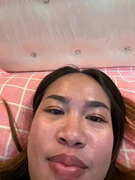 Snapshot of Ponthip chatting on February 23, 2026, 9:59 pm Ponthip online show from February 23, 2026, 9:59 pm