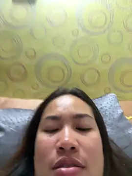 Snapshot of Ponthip chatting on February 10, 2026, 5:45 pm Ponthip online show from February 10, 2026, 5:45 pm