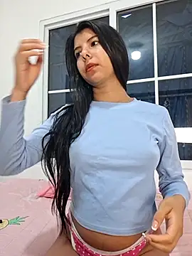 Snapshot of jade03_ chatting on June 25, 2026, 12:30 am jade03 online show from June 25, 2026, 12:30 am