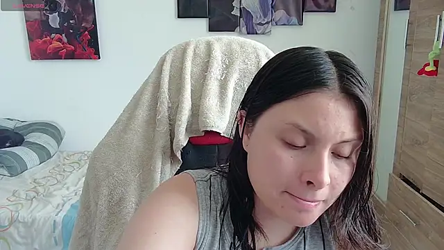 Snapshot of yessica_gomez01 chatting on May 31, 2026, 7:58 pm yessica gomez01 online show from May 31, 2026, 7:58 pm