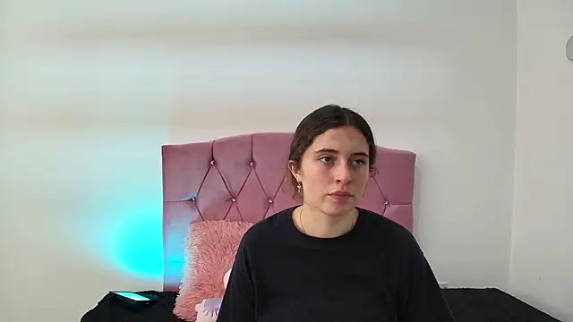 Cherry Boomxx online show from February 24, 2026, 5:58 pm