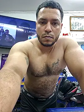 Snapshot of mago_vive chatting on July 7, 2026, 6:47 am mago vive online show from July 7, 2026, 6:47 am