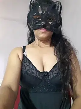 cutehotwife online show from March 24, 2026, 5:07 am