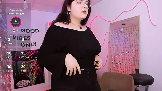 Siena aa online show from April 16, 2026, 9:04 pm