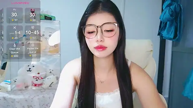 -XiaoYu-777 online show from March 17, 2026, 8:50 am