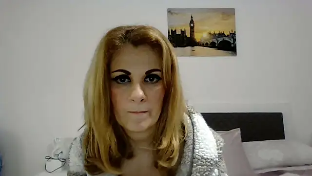 Clara1986 online show from March 21, 2026, 2:10 pm