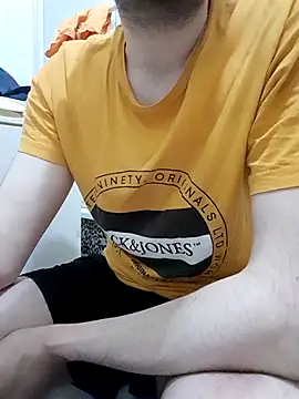 Snapshot of 80julien chatting on February 26, 2026, 2:00 am 80julien online show from February 26, 2026, 2:00 am