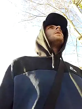 Snapshot of 80julien chatting on February 26, 2026, 3:56 pm 80julien online show from February 26, 2026, 3:56 pm