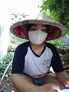 EnzxMoon02 online show from May 24, 2026, 9:42 am