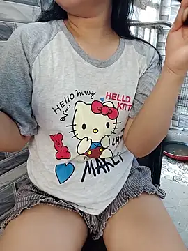 EnzxMoon02 online show from May 22, 2026, 5:16 am