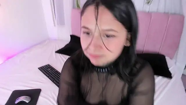 nicky bonny18 online show from February 28, 2026, 12:49 pm