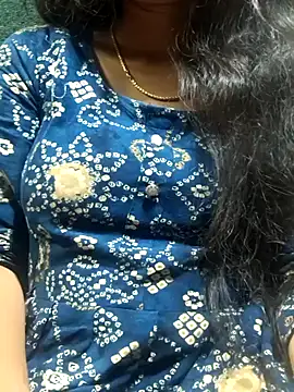 Snapshot of call_me_ammulu099 chatting on January 11, 2026, 5:53 pm call me ammulu099 online show from January 11, 2026, 5:53 pm