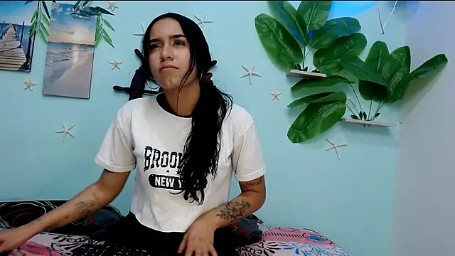 lucerodelamanana343 online show from February 6, 2026, 8:38 pm