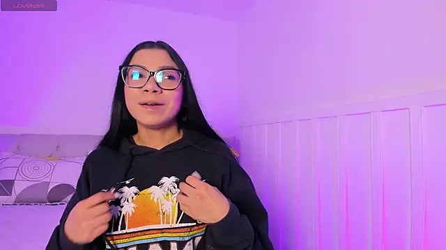 Little Lexyy online show from February 8, 2026, 3:48 am