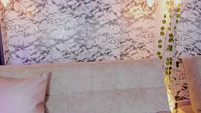 soffi joness23 online show from February 9, 2026, 12:03 pm