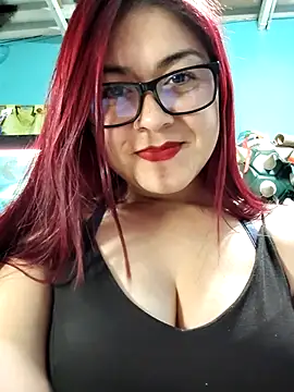 Snapshot of THALASSA_DIOSA chatting on July 6, 2026, 4:19 am THALASSA DIOSA online show from July 6, 2026, 4:19 am
