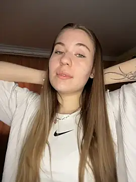 MargoXoki online show from January 18, 2026, 1:25 pm