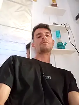 torvyHot online show from April 1, 2026, 10:28 pm