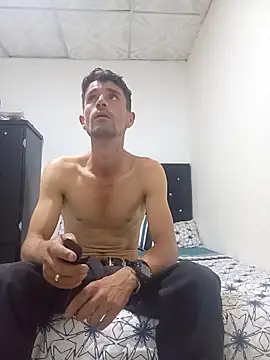 torvyHot online show from March 18, 2026, 8:32 pm