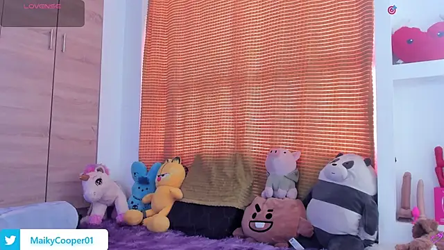 Snapshot of Maiky_Cooper01 chatting on April 27, 2026, 3:54 pm Maiky Cooper01 online show from April 27, 2026, 3:54 pm