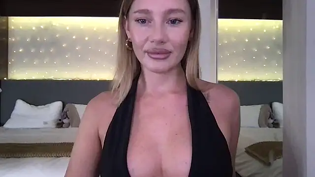 Stella muse online show from April 15, 2026, 3:34 am