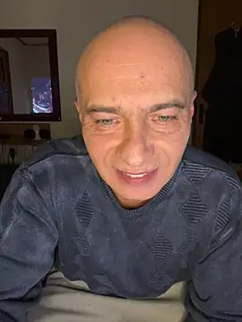 Snapshot of dogfrota chatting on June 20, 2026, 4:28 am dogfrota online show from June 20, 2026, 4:28 am
