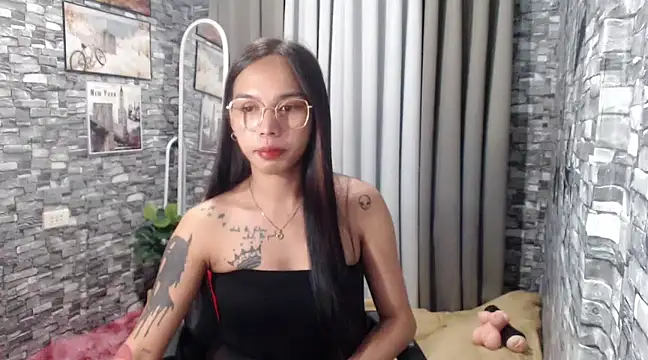 LOVELYMAYUMIE online show from March 2, 2025, 2:04 pm