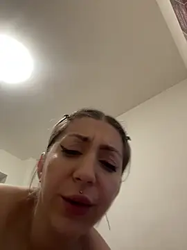 dalia0710 online show from February 25, 2026, 1:28 am