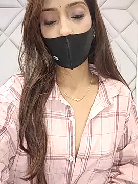 Snapshot of TrendyTales_ chatting on January 15, 2026, 1:58 pm TrendyTales online show from January 15, 2026, 1:58 pm