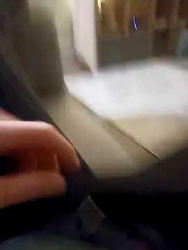 Hertsguy1984 online show from March 18, 2026, 12:03 am