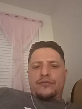 Snapshot of Alopez972 chatting on April 26, 2026, 3:26 am Alopez972 online show from April 26, 2026, 3:26 am